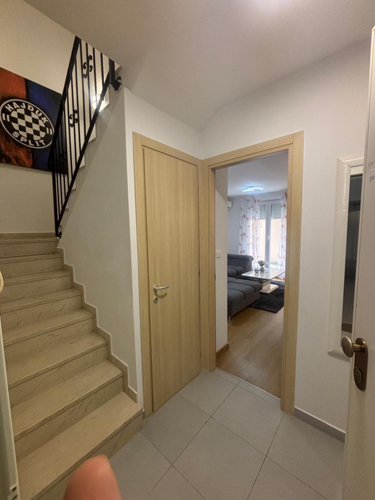 Apartment Dalmatinos Split Znjan Buitenkant foto